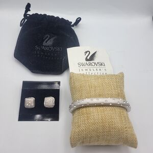 Vintage Swarovski Jewelers Collection Silver tone Clamp Bangle and Earring set